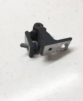 Audi A4 S4 B8 8K Front door lower hinge 8K0831402B VWA91