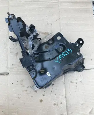 Toyota Yaris Battery bracket 