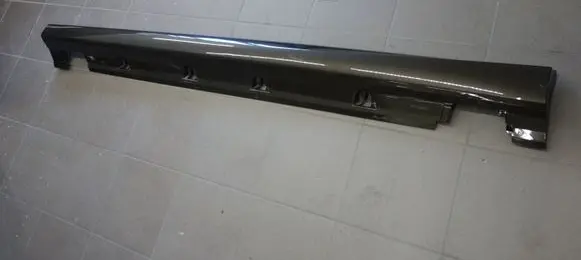 Foot area side trim