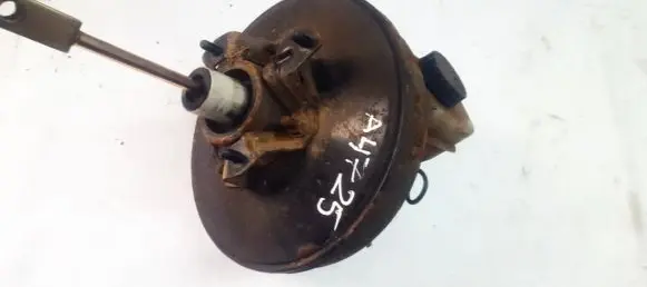 Volkswagen Golf II Brake booster
