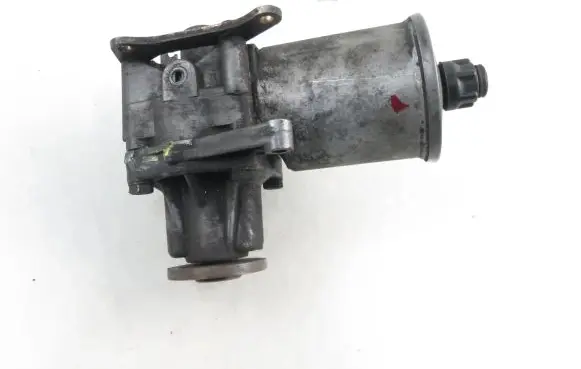 Mercedes-Benz C W202 Power steering pump 7681900501 2104661901