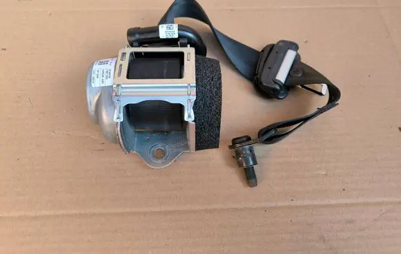Fiat 500X Rear seatbelt 07356119530