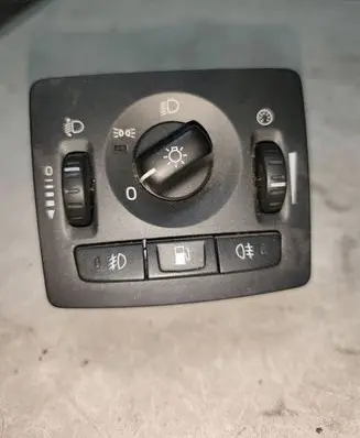 Volvo V50 Light switch 30739300