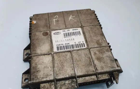 Peugeot 206 Engine control unit/module 9611159580 16076034