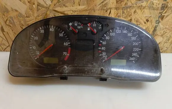 Volkswagen PASSAT B5 Speedometer (instrument cluster) 3B0919