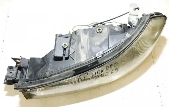 Ford Mondeo MK II Headlight/headlamp 0301098205 98bg13006fe