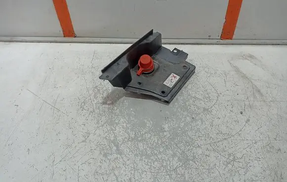 BMW X1 U11 Battery box tray cover/lid 9465690