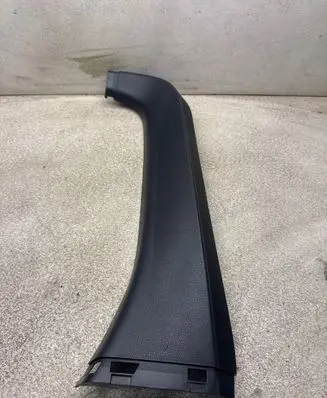 Nissan 370Z Tailgate trim 909031EA0A