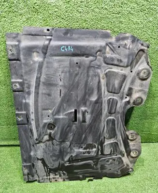 Mercedes-Benz GLA H247 Engine splash shield/under tray A1775240500