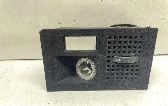 BMW 7 E65 E66 Cigarette lighter 9118064 51169118064