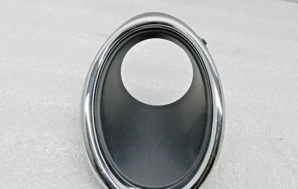 Nissan Qashqai Front fog light trim/grill 622574EA0C