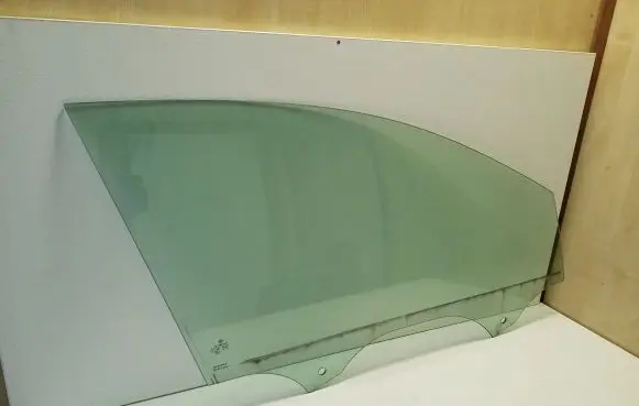 Volkswagen e-Golf Front door window glass four-door 5G4845202B