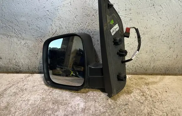 Front door electric wing mirror