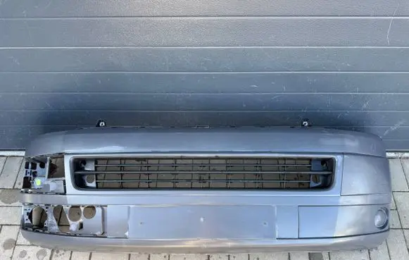 Volkswagen Transporter - Caravelle T5 Front bumper 7E0807221