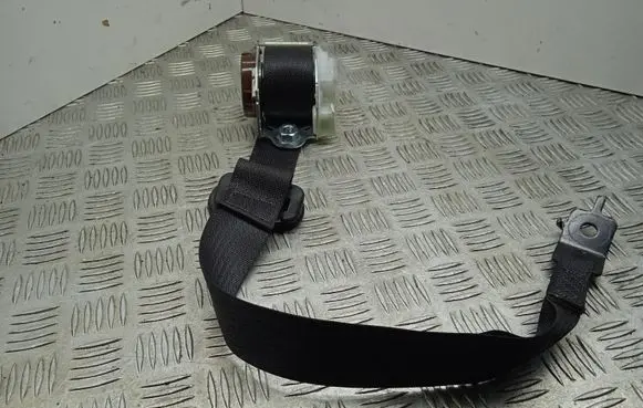 Jeep Grand Cherokee Rear seatbelt P5ME40DX9AA