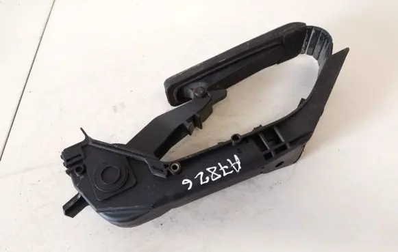 Mercedes-Benz CLS C219 Accelerator throttle pedal a2113000504