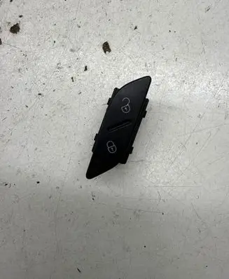 Volkswagen Golf VI Central locking switch button 5K0962125