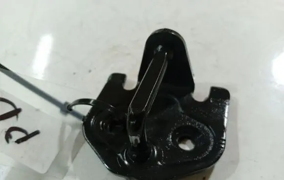 Ford S-MAX Rear door lock loop/hook striker 6G91R21082FBB