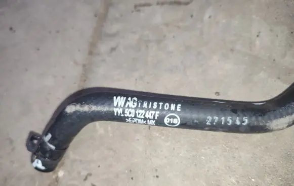 Volkswagen PASSAT B7 USA Engine coolant pipe/hose 5C0122447F