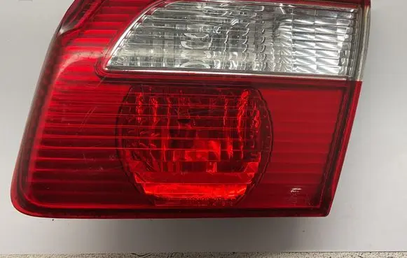 Mazda 626 Tailgate rear/tail lights 22661919