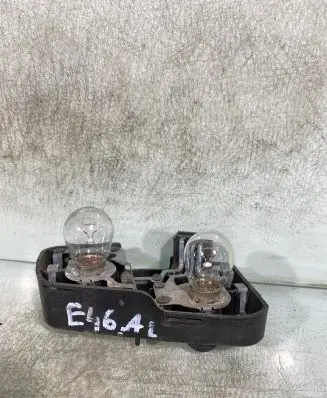 BMW 3 E46 Tail light bulb cover holder 6917938