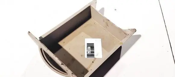 Nissan Quest Glove box 583477