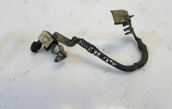 Volkswagen PASSAT B8 Negative earth cable (battery) 5Q0915181J