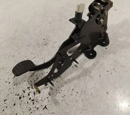 Renault Scenic II - Grand scenic II Brake pedal 20132A00