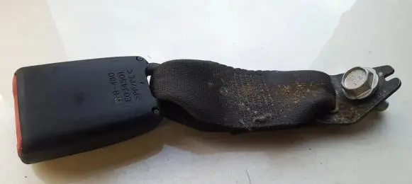Mitsubishi Lancer X Rear seatbelt buckle E034501