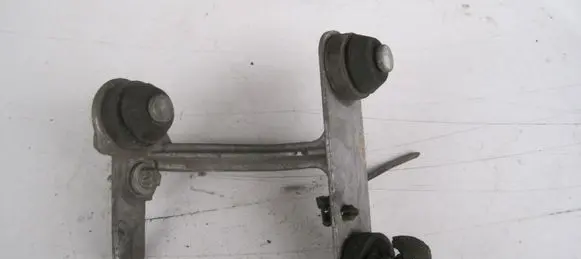Mercedes-Benz E A207 ABS pump bracket A2074310040