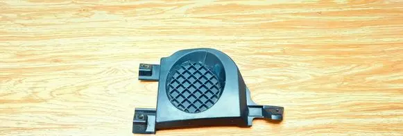 BMW 1 E81 E87 Front fog light trim/grill 7058461 51117058461