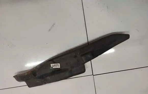 Skoda Octavia Mk2 (1Z) Other interior part 1Z082111