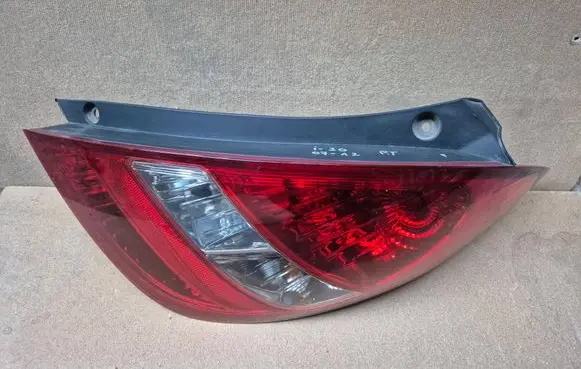 Hyundai i20 (PB PBT) Rear/tail lights 924021J000
