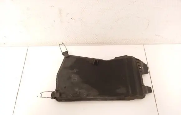 Mercedes-Benz E W212 Fuse box cover A2125400082