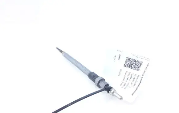 Mercedes-Benz ML W166 Spark plug A0011598001