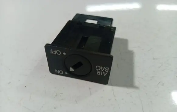 Skoda Octavia Mk2 (1Z) Passenger airbag on/off switch 1K0919237C