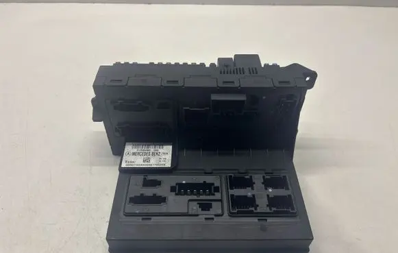 Mercedes-Benz E W211 SAM control unit 2115453901