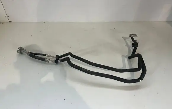Maserati Quattroporte Air conditioning (A/C) pipe/hose 670001961