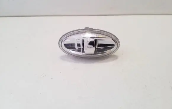 Opel Vivaro Front fender indicator light 9680057480
