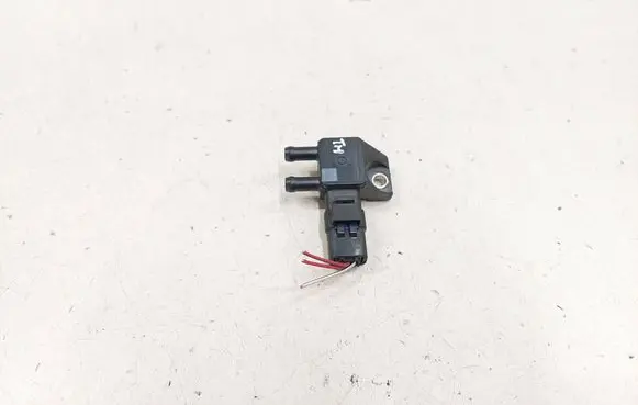 Peugeot 4007 Exhaust gas pressure sensor 9662143180 DENS01170