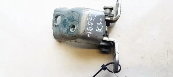Ford Mondeo Mk III Rear door lower hinge 93BBF26801AL 93BB-F26801-AL