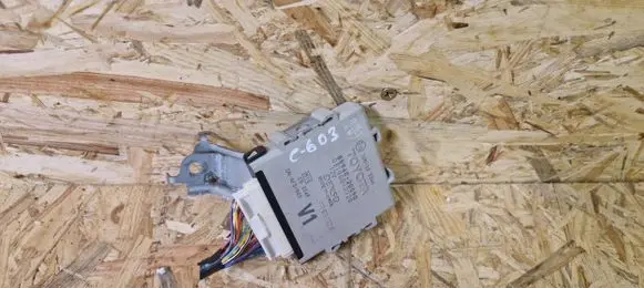 Toyota Avensis T270 Other control units/modules 8994020090