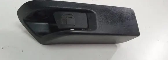 Toyota Auris E180 Fuel tank opening switch 