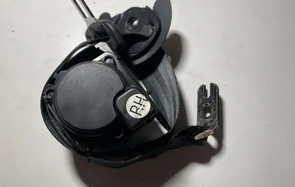Volkswagen e-Up Rear seatbelt 1S0857806B