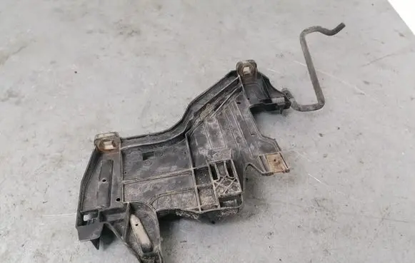 Audi A4 S4 B8 8K Headlight/headlamp mounting bracket 1301073034