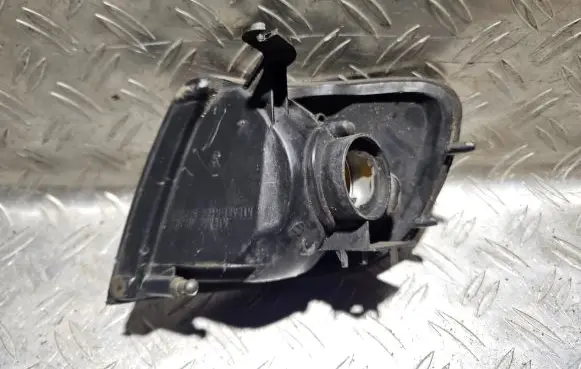 Nissan Sunny Front indicator light 013452 6R010250