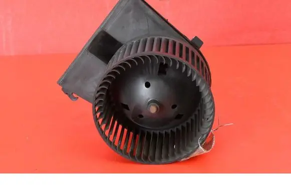 Volkswagen PASSAT B5 Heater fan/blower 8D1819021B