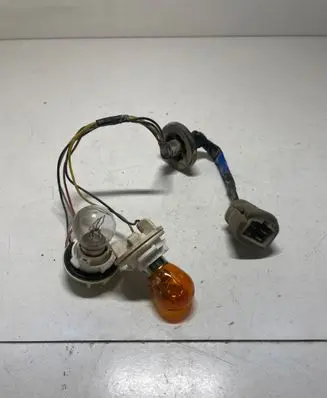 Chevrolet Lacetti Tail light bulb cover holder