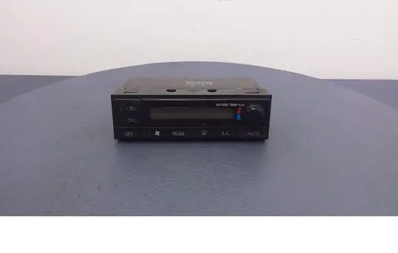 Nissan X-Trail T30 Climate control unit 275008H902