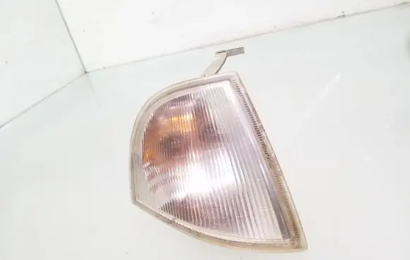 Skoda Octavia Mk1 (1U) Front indicator light 1U0953156A